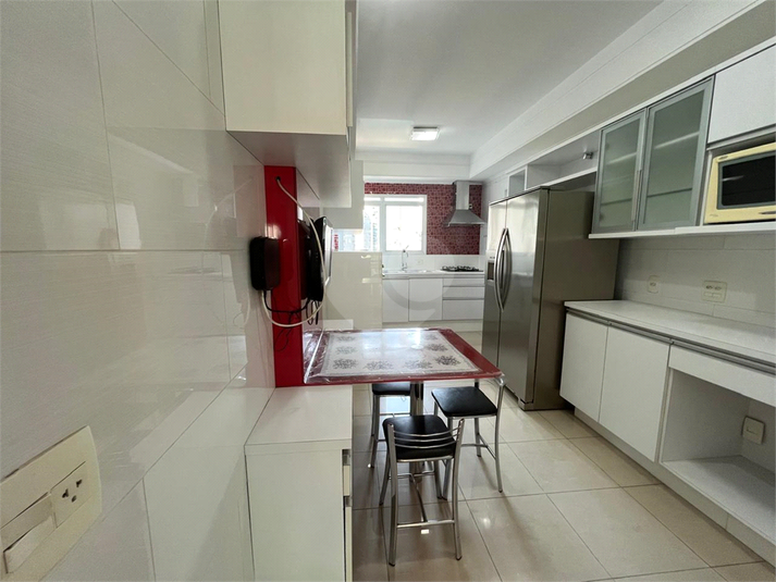 Foto REO1107465