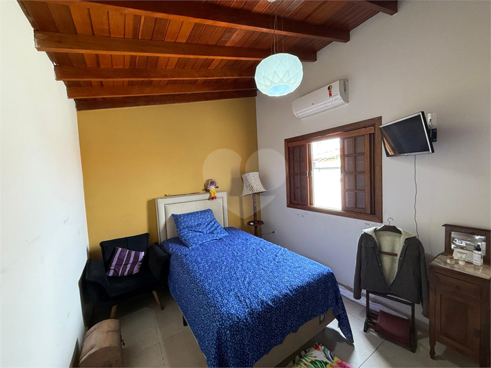 Foto REO1107478
