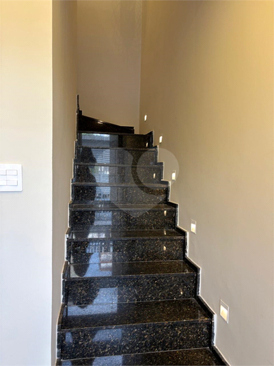 Hall / Escada 1o piso