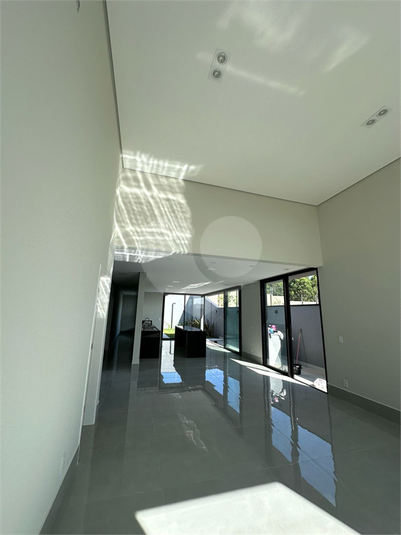 Foto REO1107518