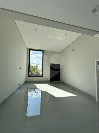 Foto REO1107518