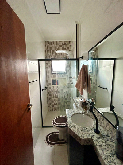 Foto REO1107521