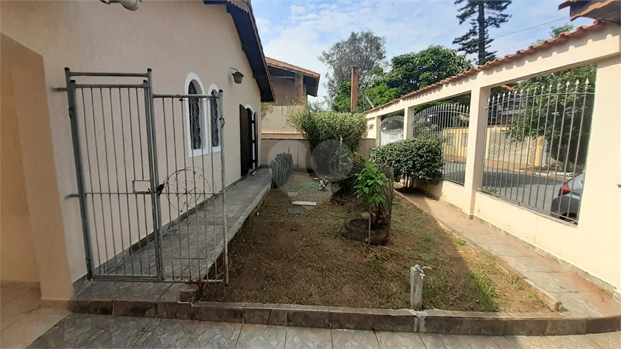 Foto REO1107555