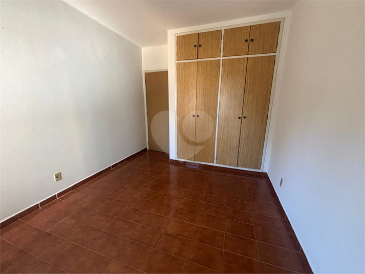 Foto REO1107563