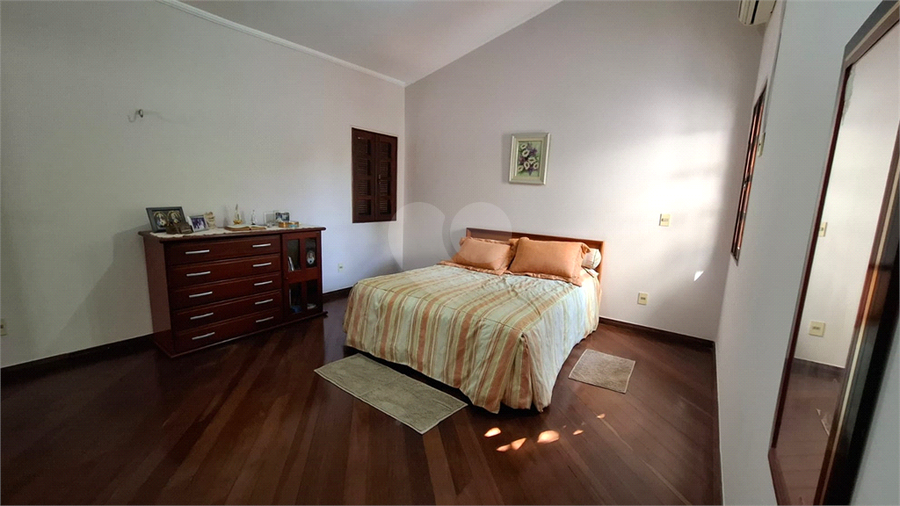 Foto REO1107569