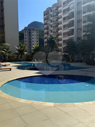 Foto REO1107593