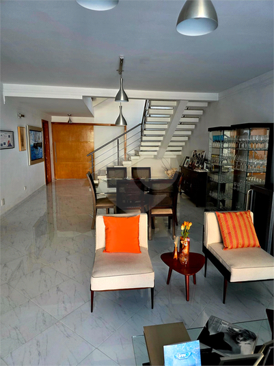 Foto REO1107684