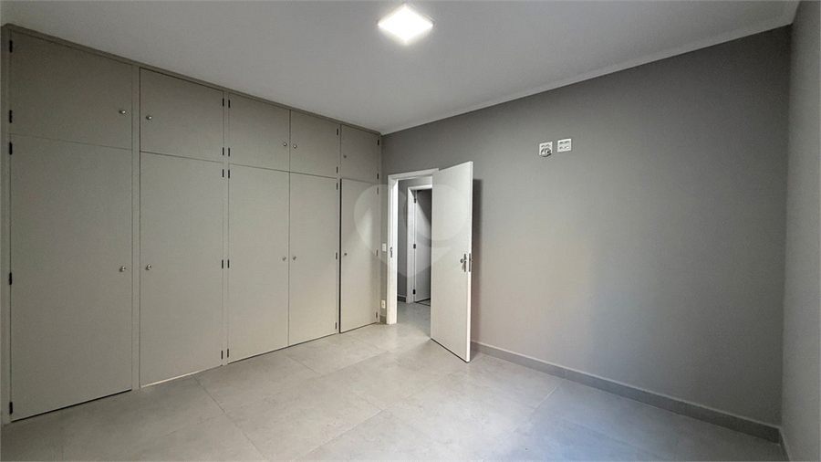 Foto REO1107686