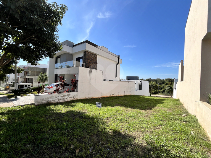 Foto REO1107738