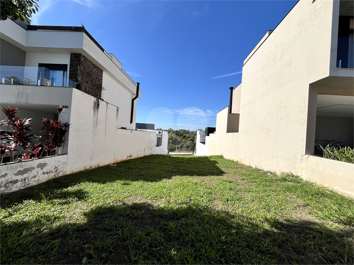 Foto REO1107738