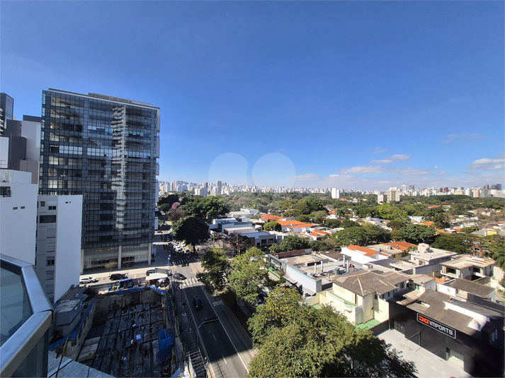 Foto REO1107739