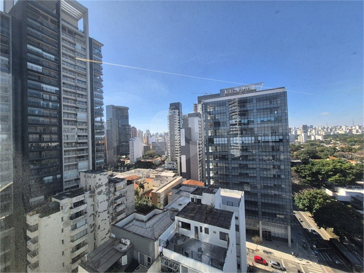 Foto REO1107739