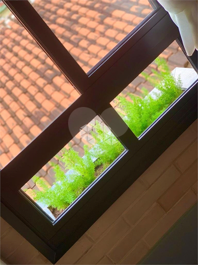 Foto REO1107740