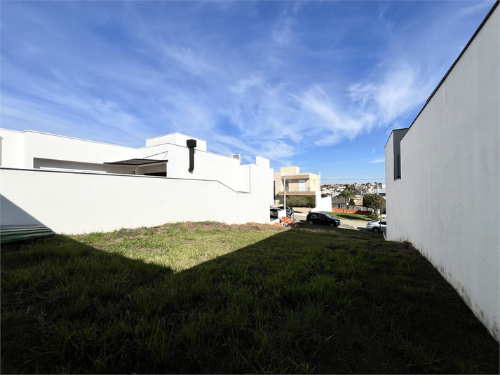 Foto REO1107741