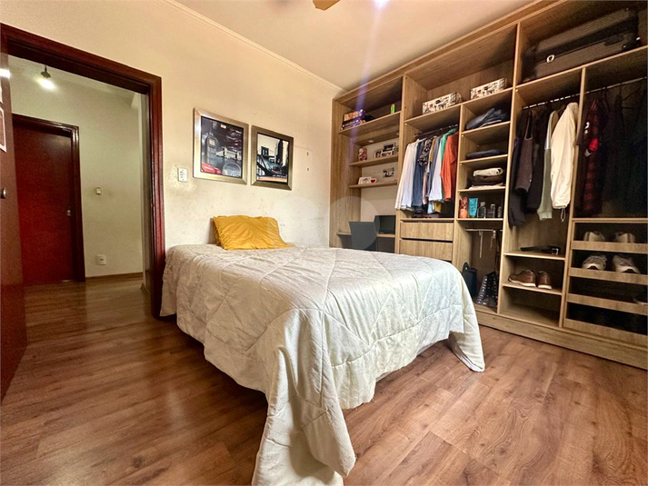 Foto REO1107759