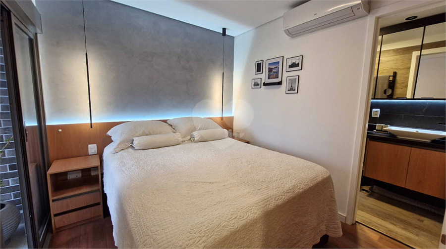 Foto REO1107766