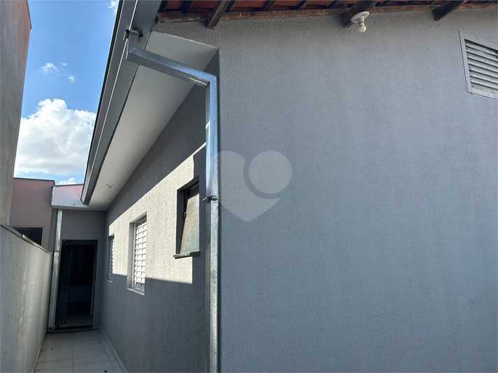 Foto REO1107778