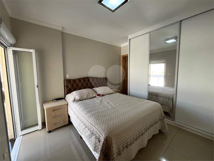 Foto REO1107779