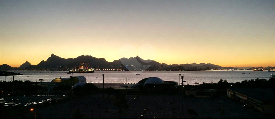Foto REO1107781