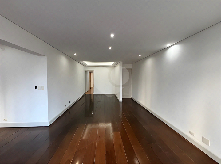 Foto REO1107786