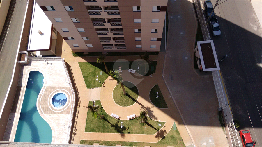 Foto REO1107800