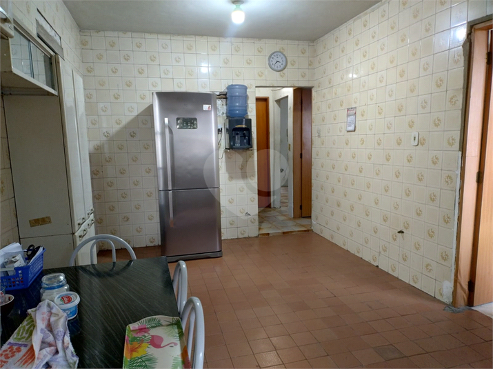Foto REO1107813