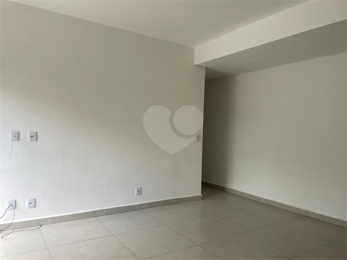 Foto REO1107821