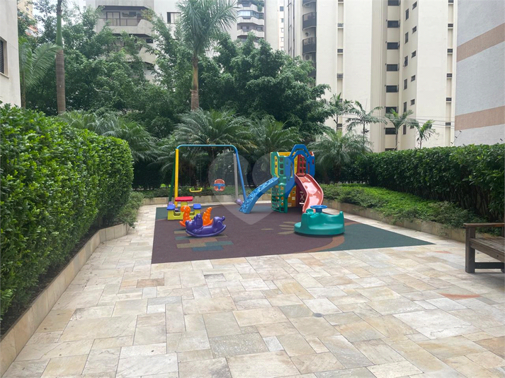 Foto REO1107824