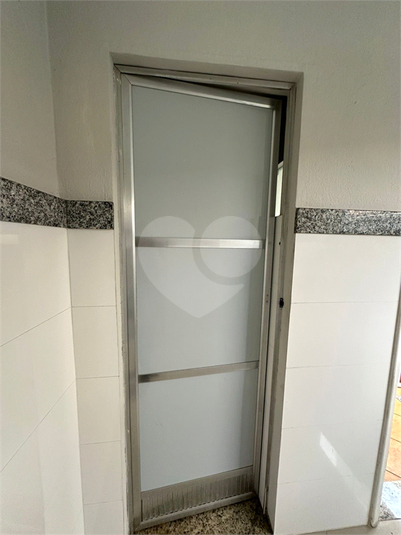 Foto REO1107879