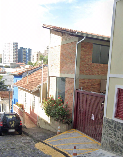 Foto REO1107915