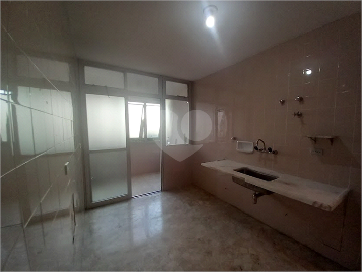 Foto REO1107954