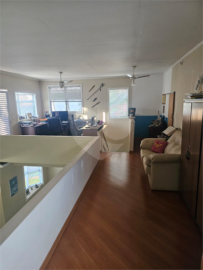 Foto REO1107957