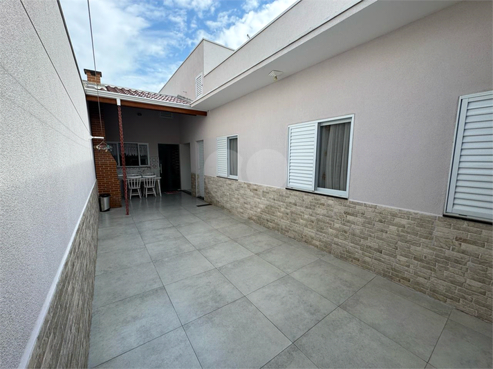 Foto REO1107959