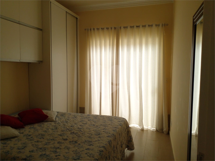 Foto REO1107966