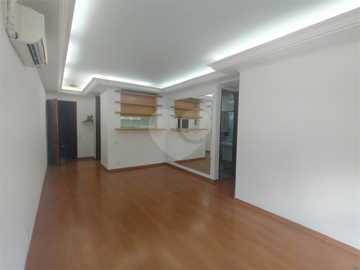 Foto REO1107979