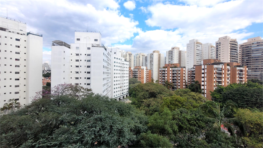 Foto REO1107987