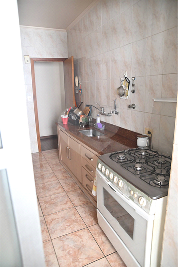 Foto REO1108001