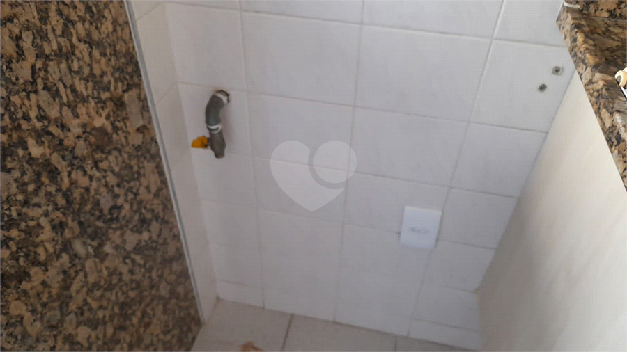 Foto REO1108003