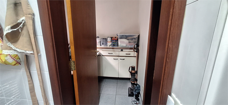 Foto REO1108010