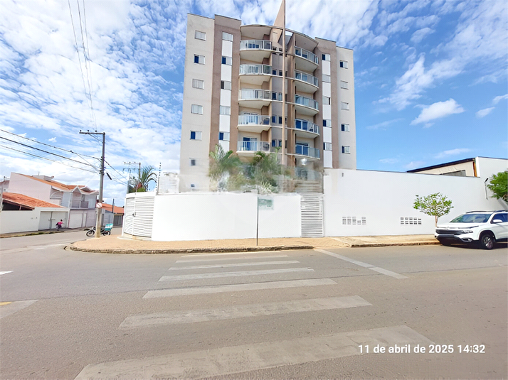 Foto REO1108012