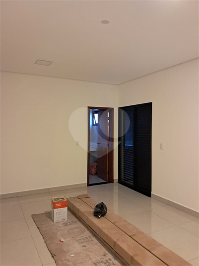 Foto REO1108017