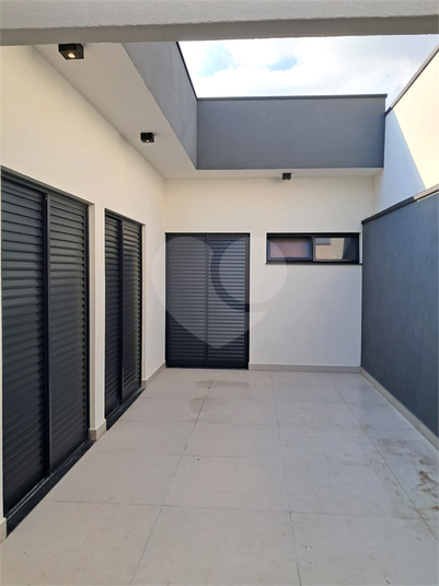 Foto REO1108017