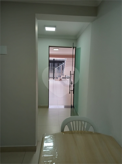 Foto REO1108018