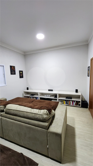 Foto REO1108043