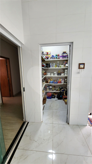 Foto REO1108043
