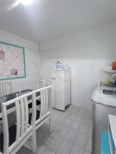 Foto REO1108051
