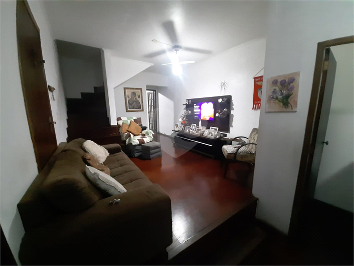 Foto REO1108066