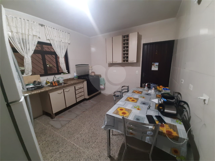 Foto REO1108066