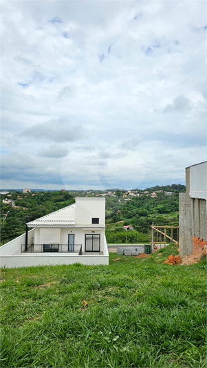 Foto REO1108077