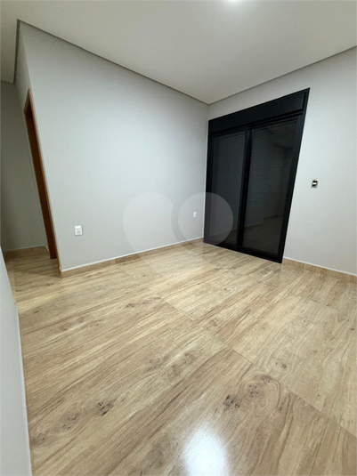 Foto REO1108227